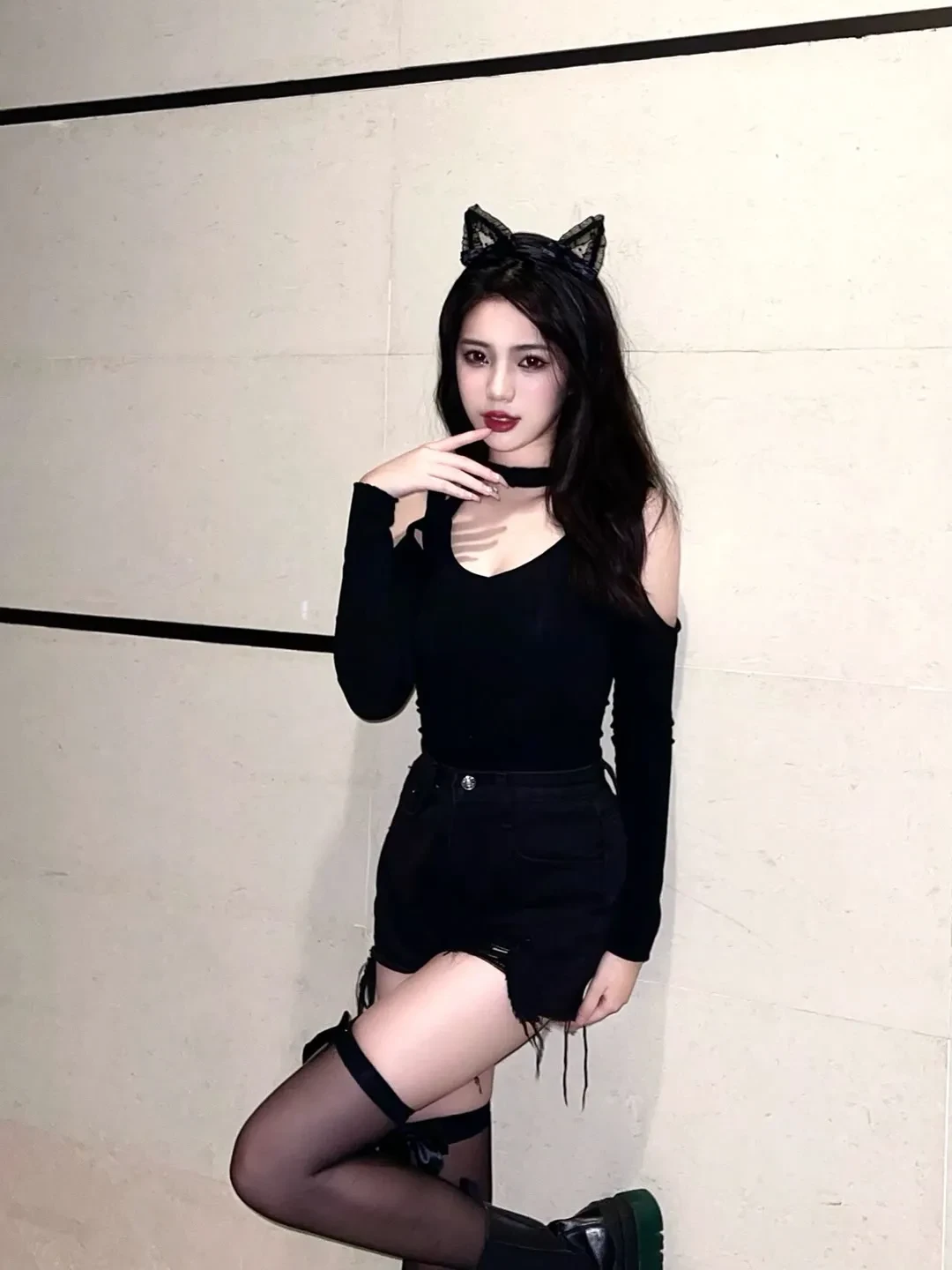 黑丝图_3_1752913445.webp
